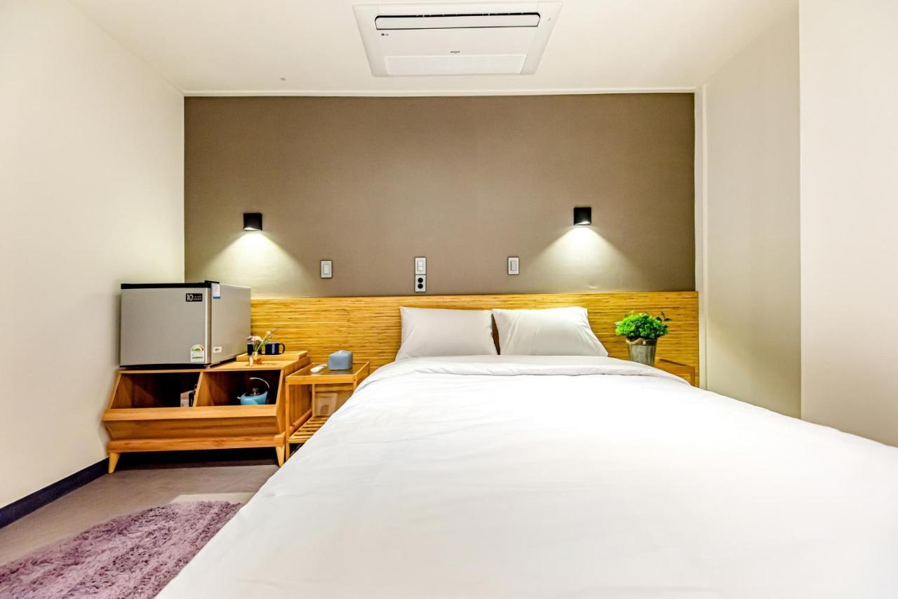 The Jade Hotel Jeju Exterior photo