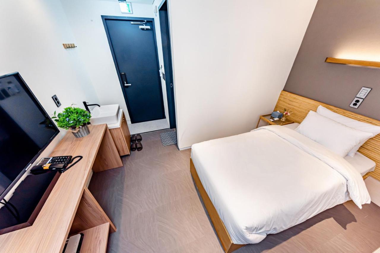 The Jade Hotel Jeju Exterior photo